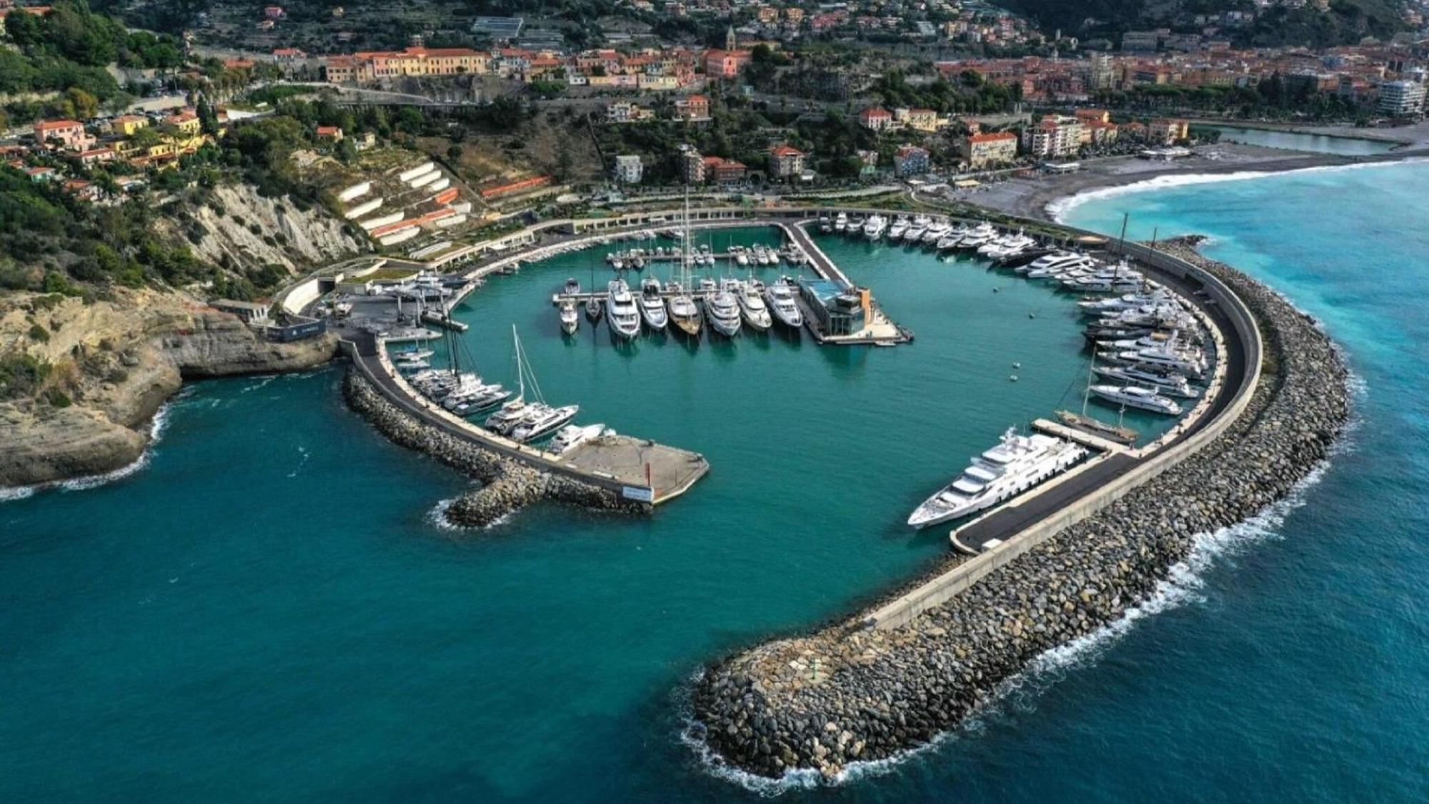 Casa Rina Lägenhet Ventimiglia Exteriör bild